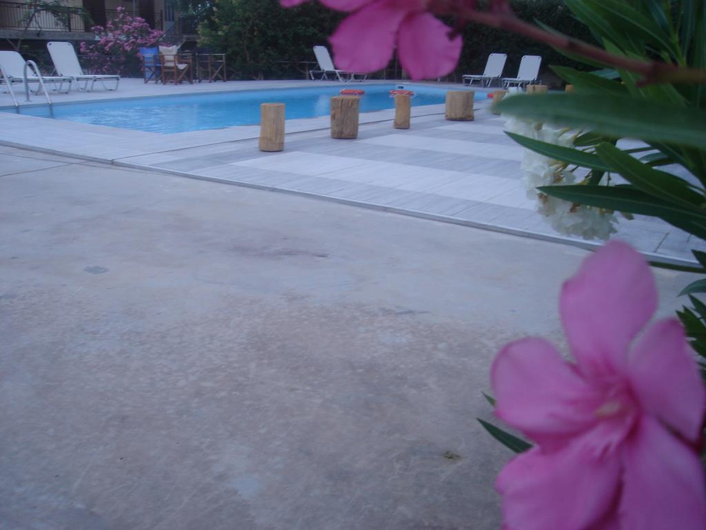 Hotel Ammos Tolón Esterno foto
