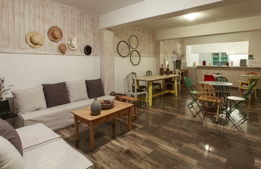 Hotel Ammos Tolón Esterno foto